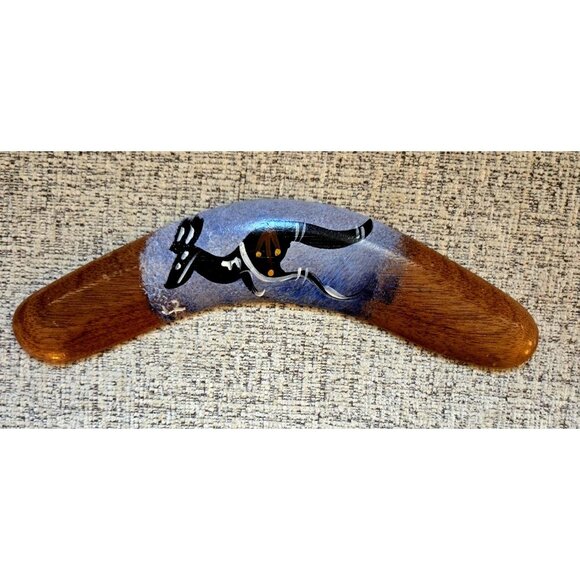 Handcrafted Aboriginal Australian Boomerang With Kangaroo Art By Leonie Roser - Picture 1 of 6